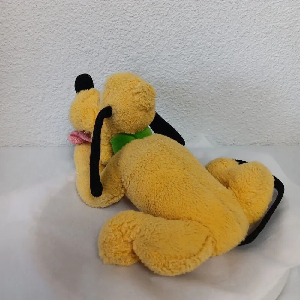 Disneyland Walt Disney World Laying Pluto Plush Vintage Style Fur Floppy Stuffed